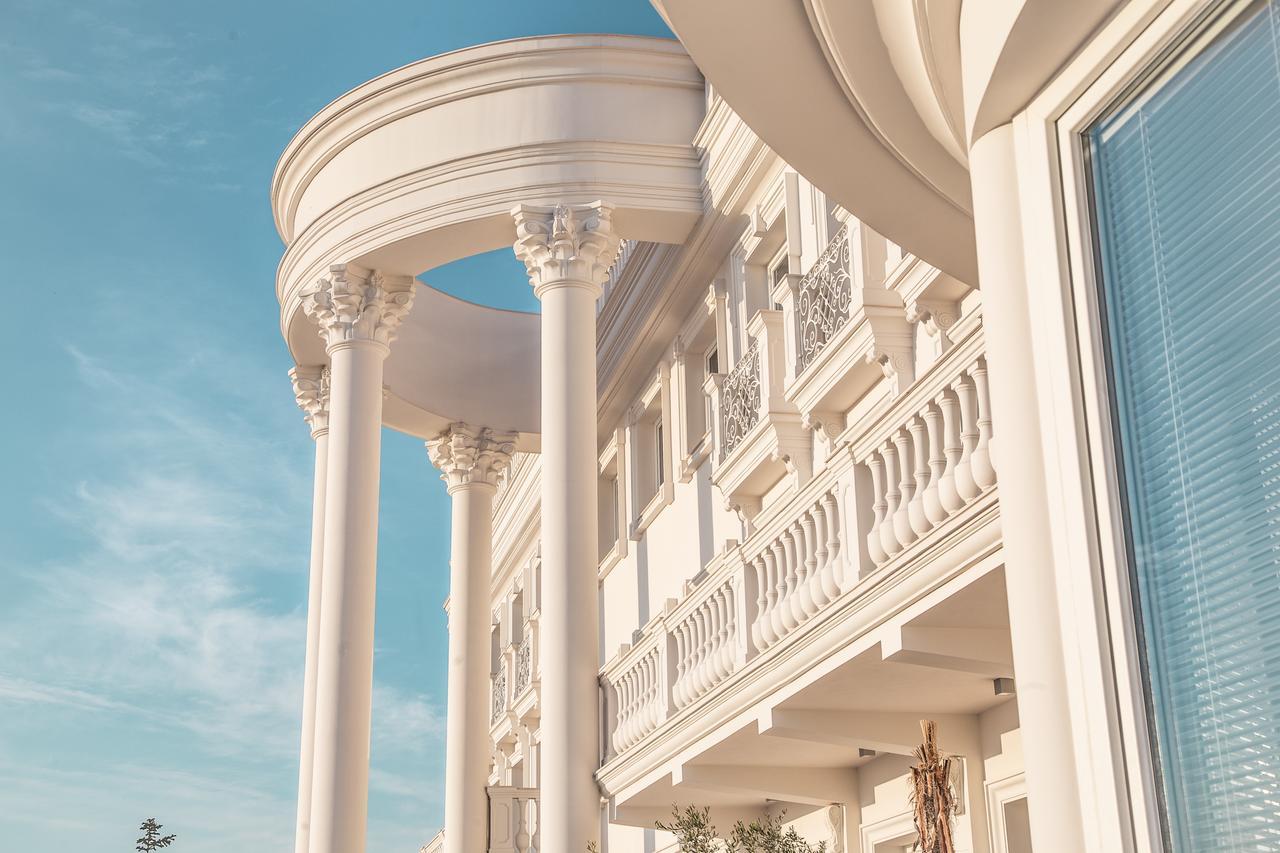 Hotel Villa Pascucci Durrës Esterno foto